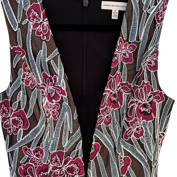 DRESS THE POPULATION Macie Floral Embroidery Fit & Flare Dress Medium $298 - Picture 5 of 10